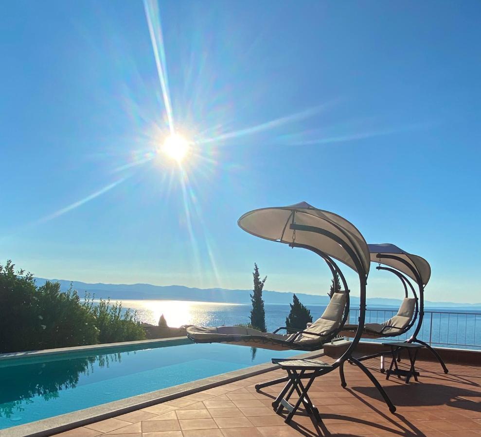 Villa Lovran - 150M To The Beach - Infinity Pool - Incredible Sea View - Fitness Room Exterior photo