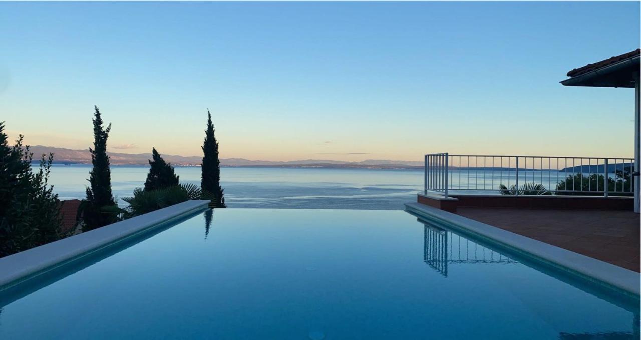 Villa Lovran - 150M To The Beach - Infinity Pool - Incredible Sea View - Fitness Room Exterior photo