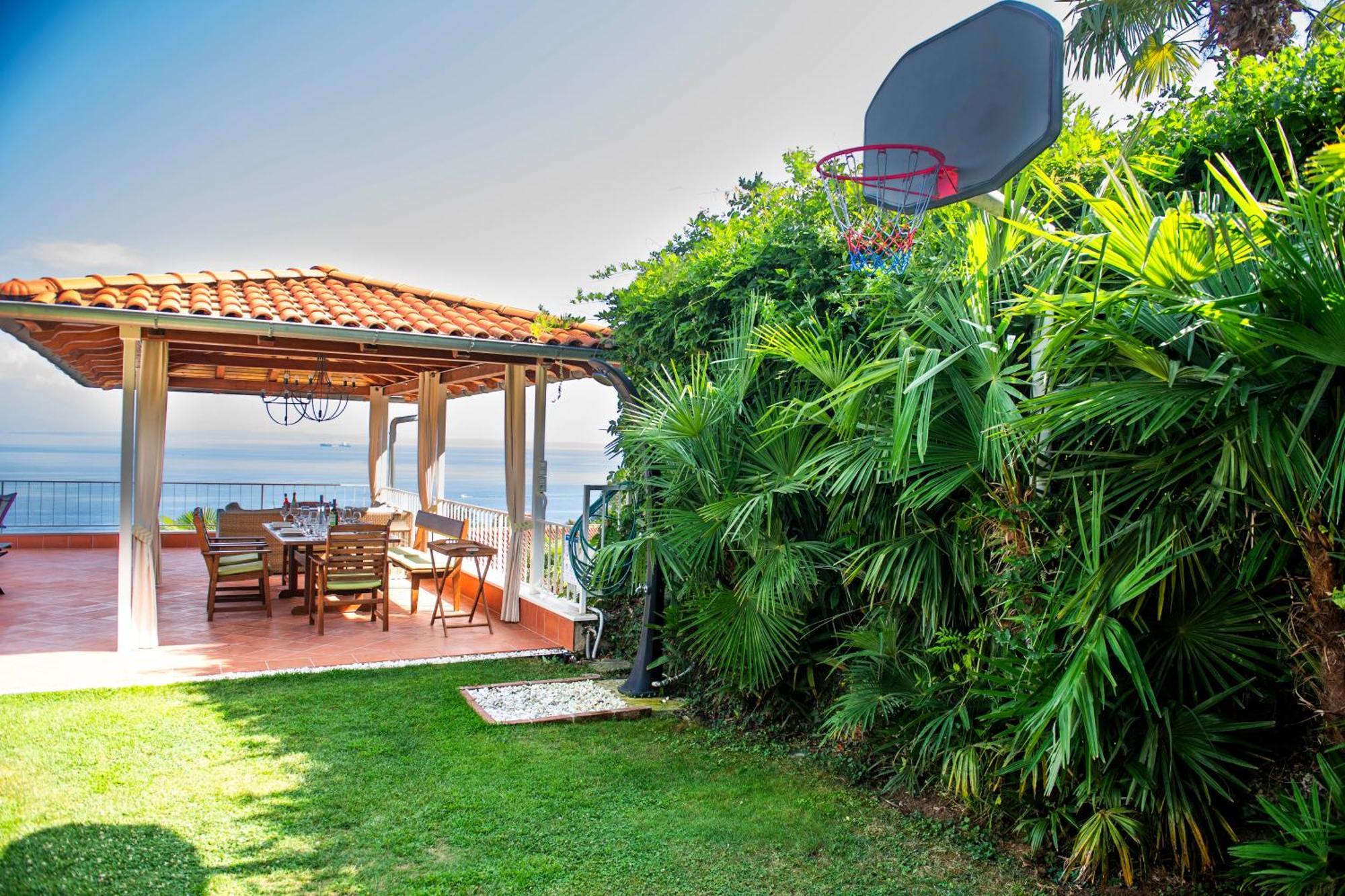 Villa Lovran - 150M To The Beach - Infinity Pool - Incredible Sea View - Fitness Room Exterior photo