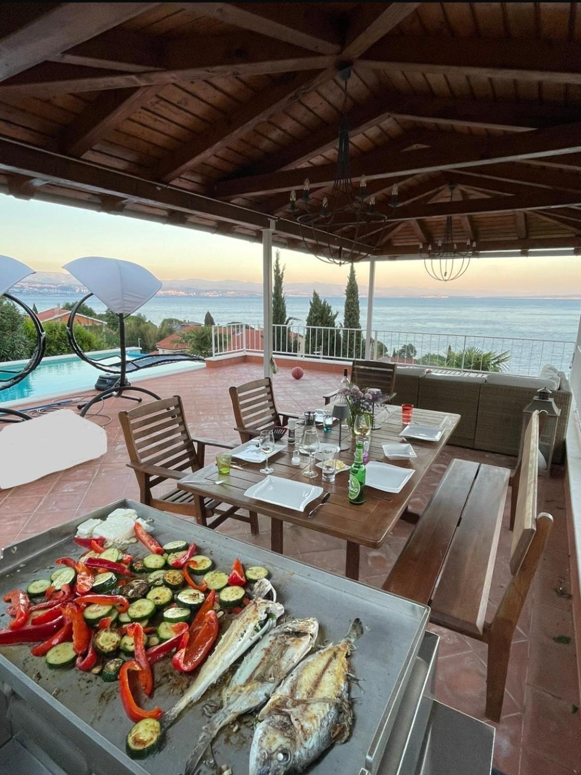 Villa Lovran - 150M To The Beach - Infinity Pool - Incredible Sea View - Fitness Room Exterior photo